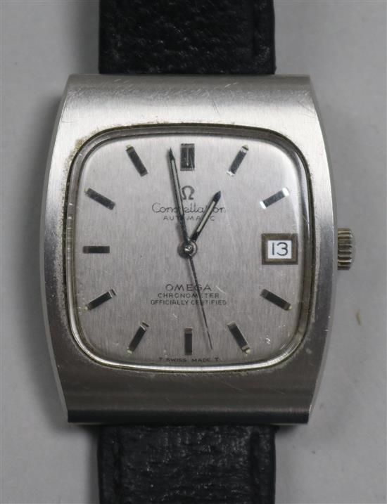 A gentlemans 1970s? stainless steel Omega Constellation automatic wrist watch with date aperture.